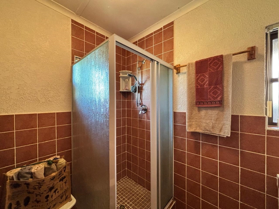 5 Bedroom Property for Sale in Heilige Akker North West